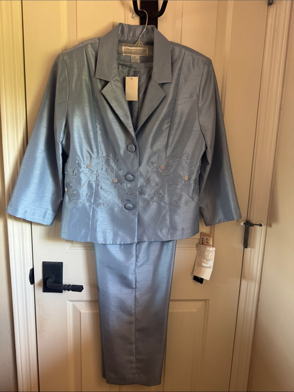 Jessica Howard Light Blue Embellished Blazer and Pants